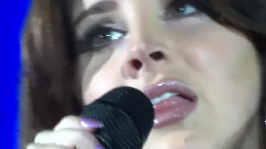 Lana Del Rey – Cruel World (Live @ «Endless Summer Tour»)