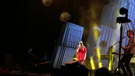 Lana Del Rey – West Coast (Live @ «Endless Summer Tour»)