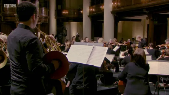 Playing Beethoven's Fifth (Sir John Eliot Gardiner, Orchestre Révolutionnaire et Romantique)