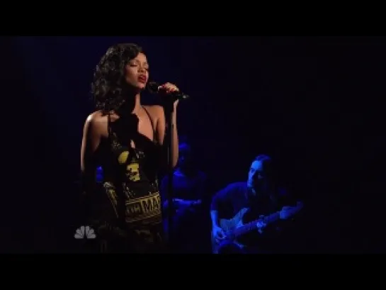 Rihanna & Nuno - "Stay" (LIVE) (2012)