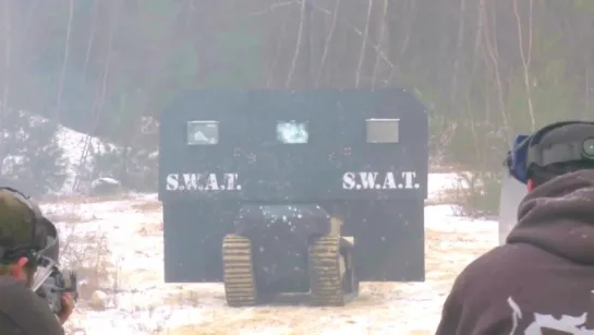 Роботизированный Баллистический щит (RBS1) SWAT-Bot.