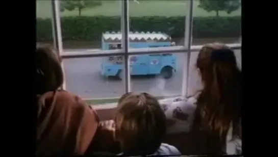 МОРОЖЕНЩИК (Ice Cream Man)