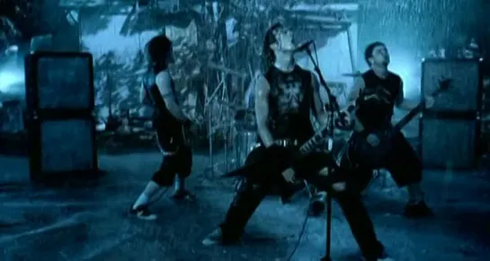 Bullet for My Valentine - Tears Dont Fall (2006)