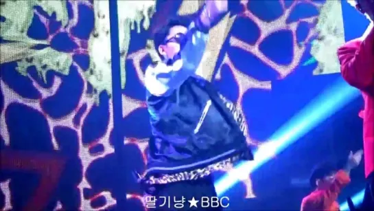 151104 GMarket StayG7 Concert :: Block B - HER (Zico fancam)