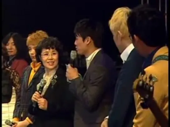 111202 ZiKyung Talk at Starry Night Concert