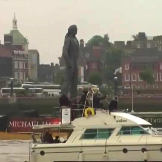 June 15th, 1995, a larger than life Michael Jackson statue was floated on a barge through London, England down the Thames River