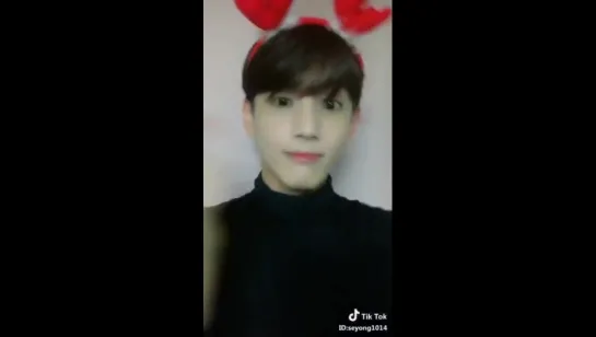 [TIK TOK] Seyong: #THEUNI+#Seyong #MYNAME. 2017.12.25