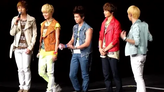 111023 SHINee English talk at NYC MSG