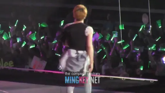 121208 MinKey - Amigo @ SHINee World Concert II in Singapore