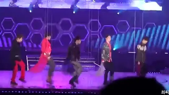 [FANCAM] 120722 SHINee - Stranger @ SHINee World II