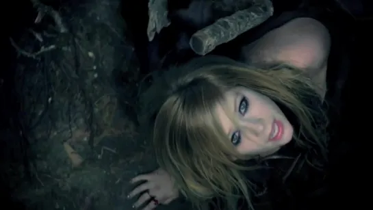 Avril Lavigne - Alice