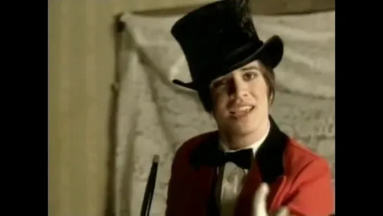 Panic! At The Disco – I Write Sins Not Tragedies