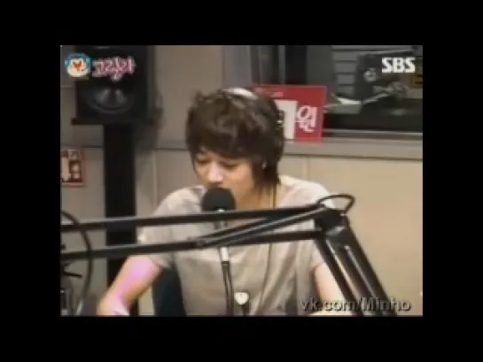 Minho singing