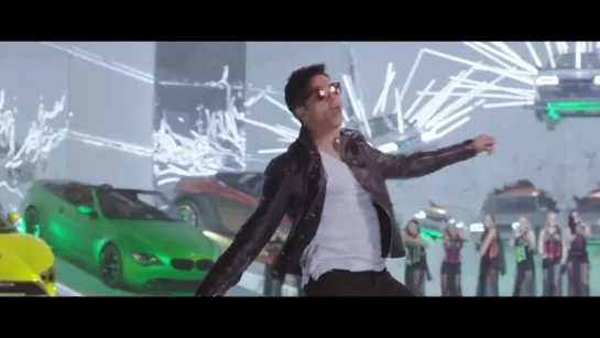 Tukur Tukur – Lyric Video  Dilwale  Shah Rukh Khan  Kajol  Varun  Kriti