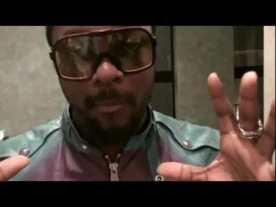 Will.I.AM talks to 2NE1