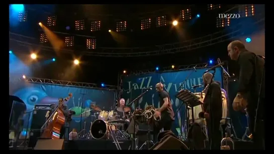 Chucho Valdes  The Afro-Cuban Messengers - Jazz à Vienne Live (2010)