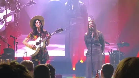 Nikki Lane and Lana Del Rey – Look Away, Live at the Orpheum Theatre, Omaha, NE (11 13 2019)