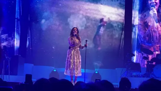 Lana Del Rey – Black Beauty (Live @ Rogers Arena)