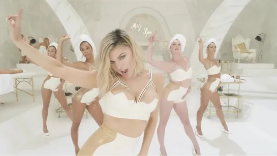 Fergie - M.I.L.F.