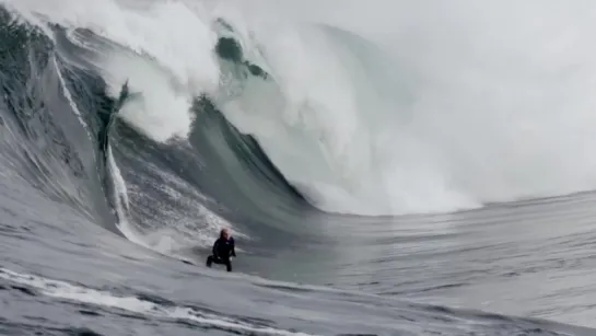 Russell Bierke Battles a Heavy Day at Shipstern Bluff   Sessions