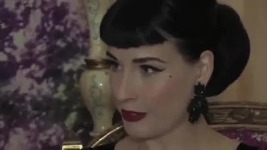 Betony Vernon interviews Dita Von Teese for Vogue.it - Vogue.mp4