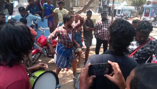 MARANA MASS CHENNAI ADDI KUTHU DANCE