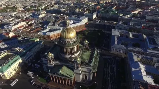 Flying over the center of St Petersburg.Центр Петербурга с беспилотника