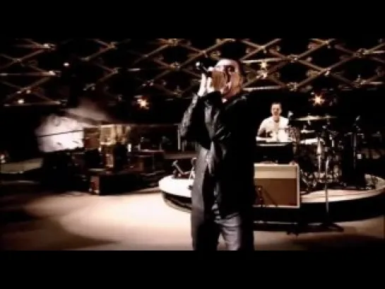 U2 - 360°Tour - At The Rose Bowl  (live in Los Angeles - 2010)