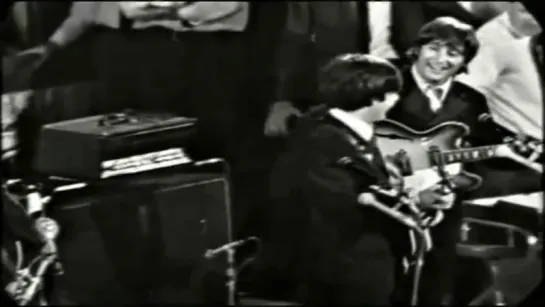 The Beatles - Yesterday (Live)