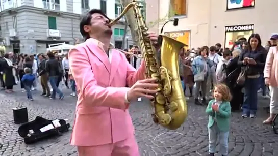 the child ENJOYS this SONG | Ameno - Era - Saxophone Cover Daniele Vitale