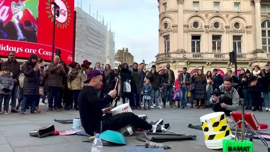 Damat Drummer in Piccadilly Circus