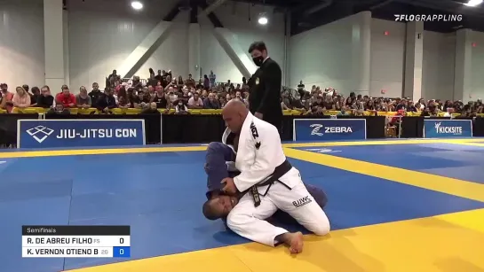 ROBERTO "CYBORG" ABREU vs KENNETH VERNON OTIENO BROWN 2021 World Master IBJJF Jiu-Jitsu Championship