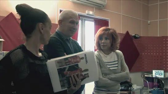 MYLENE FARMER || Stade de France Les Bonus || 01. Ecorchee Vive || 2010