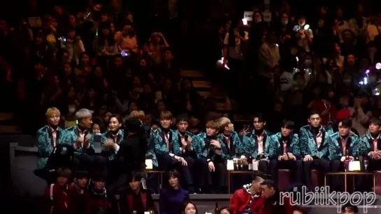 [REACTION FANCAM] 161202 MAMA - SEVENTEEN REACT TO I.O.I Very Very Very 너무너무너무 세븐틴 아이오이아이