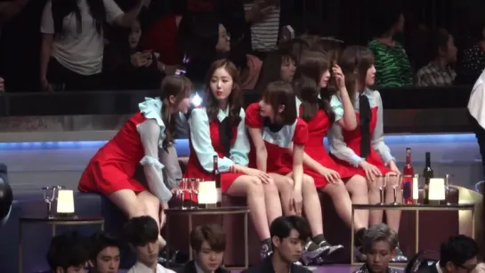 [HD FANCAM] 161202 GFRIEND, GOT7 reaction to TAEYEON + I.O.I @ MAMA 2016