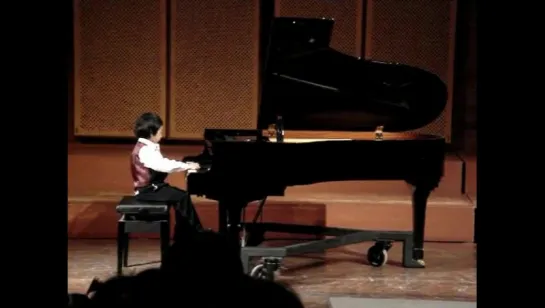 4yo piano prodigy - Shuan Hern Lee - Waltz by Beethoven