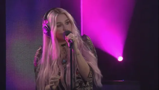 Kesha - Learn To Let Go (Live on BBC Radio 1 Live Lounge)