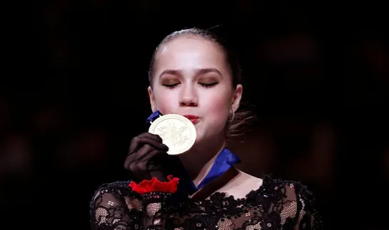 2019.03.22 ISU World Championships 2019 (Saitama, Japan) – Ladies Victory Ceremony ISU 1080