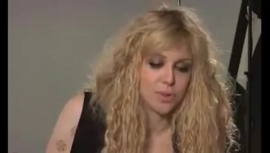 Amazon Interview: Courtney Love (2010)