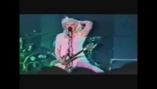 Hole - Cinnamon Girl (Neil Young cover) &  Plump [live Milan Italy 1995]