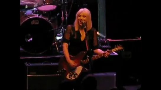 Courtney Love -  Detroit Fillmore 7-11-2010