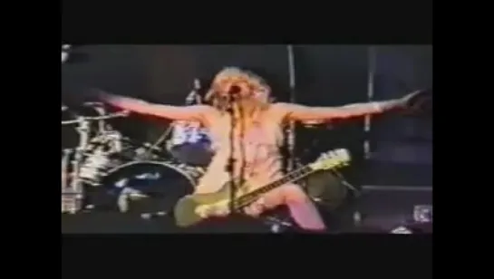 Hole - Drown Soda [ live Milan Italy 1995]