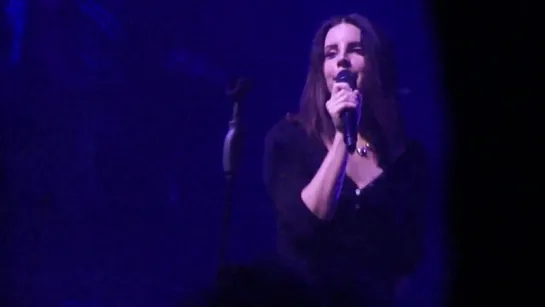 Lana Del Rey – Blue Jeans (Live @ «Terminal 5»)