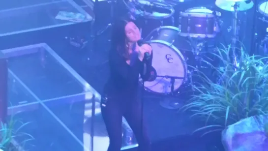 Lana Del Rey – White Mustang (Live @ «Terminal 5»)