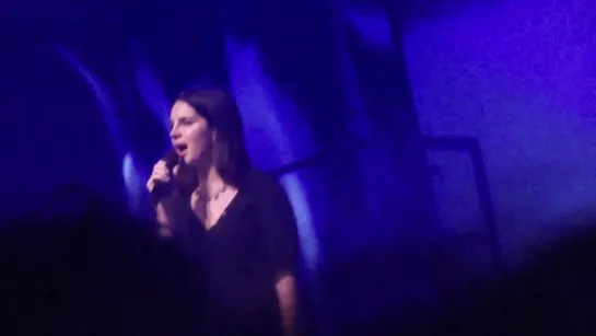 Lana Del Rey – Love (Live @ «Terminal 5»)