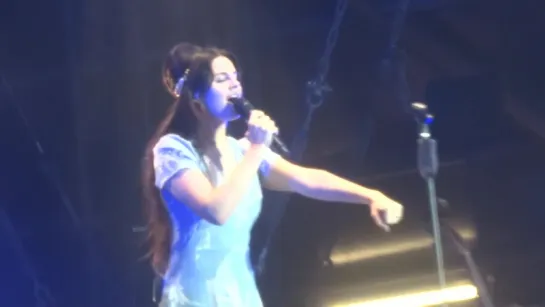 Lana Del Rey – Ride (Live @ Lollapalooza Paris)