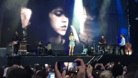 Lana Del Rey – White Mustang [1] (Live @ Lollapalooza Paris)