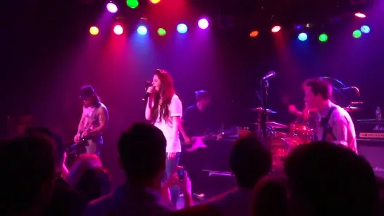 Lana Del Rey feat. Camp Freddy – Roadhouse Blues (Live @ «The Roxy Theatre»)