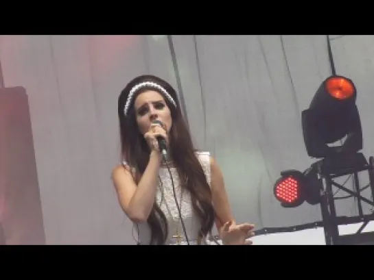 Lana Del Rey ‒ Carmen (Live @ «Eurockéennes»)