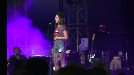 Lana Del Rey – Carmen (Live @ «Isle of Wight Festival») [2]